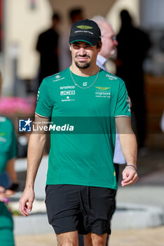 2023-11-23 - STROLL Lance (can), Aston Martin F1 Team AMR23, portrait during the 2023 Formula 1 Etihad Airways Abu Dhabi Grand Prix, 22th round of the 2023 Formula One World Championship from November 24 to 26, 2023 on the Yas Marina Circuit, in Abu Dhabi - F1 - ABU DHABI GRAND PRIX 2023 - FORMULA 1 - MOTORS