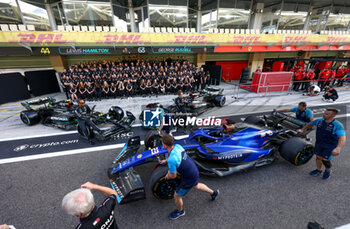 2023-11-23 - Mercedes AMG F1 Team picture during the 2023 Formula 1 Etihad Airways Abu Dhabi Grand Prix, 22th round of the 2023 Formula One World Championship from November 24 to 26, 2023 on the Yas Marina Circuit, in Abu Dhabi - F1 - ABU DHABI GRAND PRIX 2023 - FORMULA 1 - MOTORS