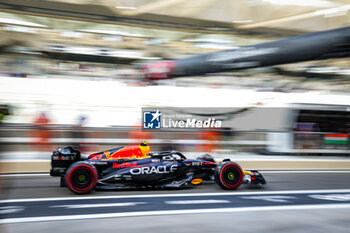 2023-11-24 - HADJAR Isack (fra), Red Bull Racing RB19, action during the 2023 Formula 1 Etihad Airways Abu Dhabi Grand Prix, 22th round of the 2023 Formula One World Championship from November 24 to 26, 2023 on the Yas Marina Circuit, in Abu Dhabi - F1 - ABU DHABI GRAND PRIX 2023 - FORMULA 1 - MOTORS