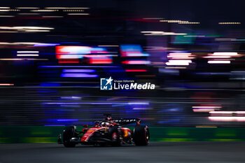 2023-11-24 - 16 LECLERC Charles (mco), Scuderia Ferrari SF-23, action during the 2023 Formula 1 Etihad Airways Abu Dhabi Grand Prix, 22th round of the 2023 Formula One World Championship from November 24 to 26, 2023 on the Yas Marina Circuit, in Abu Dhabi - F1 - ABU DHABI GRAND PRIX 2023 - FORMULA 1 - MOTORS