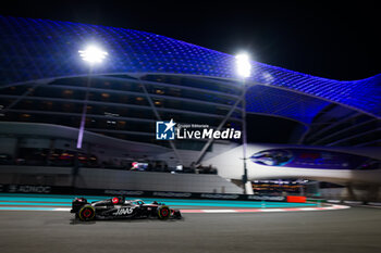 2023-11-24 - 20 MAGNUSSEN Kevin (den), Haas F1 Team VF-23 Ferrari, action during the 2023 Formula 1 Etihad Airways Abu Dhabi Grand Prix, 22th round of the 2023 Formula One World Championship from November 24 to 26, 2023 on the Yas Marina Circuit, in Abu Dhabi - F1 - ABU DHABI GRAND PRIX 2023 - FORMULA 1 - MOTORS