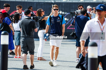 2023-11-25 - SARGEANT Logan (usa), Williams Racing FW45, portrait during the 2023 Formula 1 Etihad Airways Abu Dhabi Grand Prix, 22th round of the 2023 Formula One World Championship from November 24 to 26, 2023 on the Yas Marina Circuit, in Abu Dhabi - F1 - ABU DHABI GRAND PRIX 2023 - FORMULA 1 - MOTORS