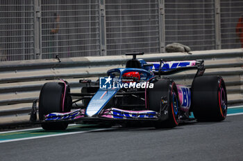 2023-11-25 - 31 OCON Esteban (fra), Alpine F1 Team A523, action during the 2023 Formula 1 Etihad Airways Abu Dhabi Grand Prix, 22th round of the 2023 Formula One World Championship from November 24 to 26, 2023 on the Yas Marina Circuit, in Abu Dhabi - F1 - ABU DHABI GRAND PRIX 2023 - FORMULA 1 - MOTORS