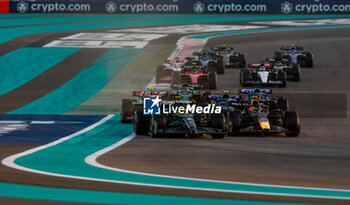 2023-11-26 - 44 HAMILTON Lewis (gbr), Mercedes AMG F1 Team W14, action 11 PEREZ Sergio (mex), Red Bull Racing RB19, action during the 2023 Formula 1 Etihad Airways Abu Dhabi Grand Prix, 22th round of the 2023 Formula One World Championship from November 24 to 26, 2023 on the Yas Marina Circuit, in Abu Dhabi - F1 - ABU DHABI GRAND PRIX 2023 - RACE - FORMULA 1 - MOTORS