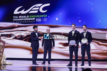 2023-12-08 - BEN SULAYEM Mohamed, FIA President, portrait with ALAKBAROV Anar, Azerbaijan Automobile Federation President, MOLINA Miguel, FIA HyperCard World Endurance Drivers' Championship - 3rd Place and FUOCO Antonio, FIA HyperCard World Endurance Drivers' Championship - 3rd Place during the 2023 FIA Prize Giving Ceremony in Baky on December 8, 2023 at Baku Convention Center in Baku, Azerbaijan - FIA PRIZE GIVING 2023 - BAKU - FORMULA 1 - MOTORS