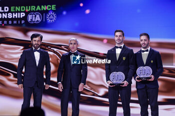 2023-12-08 - BEN SULAYEM Mohamed, FIA President, portrait with ALAKBAROV Anar, Azerbaijan Automobile Federation President, MOLINA Miguel, FIA HyperCard World Endurance Drivers' Championship - 3rd Place and FUOCO Antonio, FIA HyperCard World Endurance Drivers' Championship - 3rd Place during the 2023 FIA Prize Giving Ceremony in Baky on December 8, 2023 at Baku Convention Center in Baku, Azerbaijan - FIA PRIZE GIVING 2023 - BAKU - FORMULA 1 - MOTORS