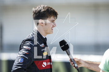 2023-03-02 - POURCHAIRE Théo (fra), ART Grand Prix, Dallara F2, portrait interview with Canal + during the 1st round of the 2023 FIA Formula 2 Championship from March 2 to 5, 2023 on the Bahrain International Circuit, in Sakhir, Bahrain - AUTO - FORMULA 2 2023 - BAHRAIN - FORMULA 2 - MOTORS