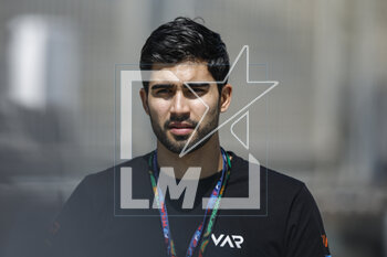 2023-03-02 - CORREA Juan Manuel (usa), Van Amersfoort Racing, Dallara F2, portrait during the 1st round of the 2023 FIA Formula 2 Championship from March 2 to 5, 2023 on the Bahrain International Circuit, in Sakhir, Bahrain - AUTO - FORMULA 2 2023 - BAHRAIN - FORMULA 2 - MOTORS
