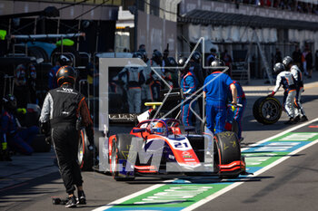 2023-04-02 - 21 NOVALAK Clément (fra), Trident Racing, Dallara F2, action during the 3rd round of the 2023 FIA Formula 2 Championship from March 31 to April 2, 2023 on the Albert Park Circuit, in Melbourne, Australia - AUTO - FORMULA 2 2023 - MELBOURNE - FORMULA 2 - MOTORS
