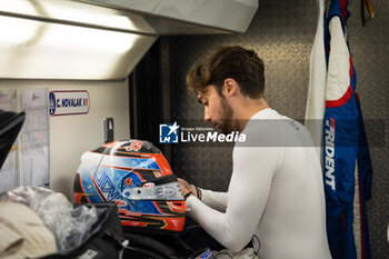 2023-06-03 - NOVALAK Clément (fra), Trident Racing, Dallara F2, portrait during the 6th round of the 2023 FIA Formula 2 Championship from June 2 to 4, 2023 on the Circuit de Barcelona-Catalunya, in Montmelo, Spain - AUTO - FORMULA 2 2023 - SPAIN - FORMULA 2 - MOTORS