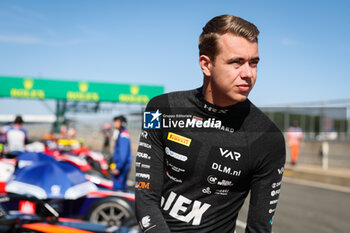 2023-07-07 - VERSCHOOR Richard (nld), Van Amersfoort Racing, Dallara F2, portrait during the 8th round of the 2023 FIA Formula 2 Championship from July 7 to 9, 2023 on the Silverstone Circuit, in Silverstone, United Kingdom - AUTO - FORMULA 2 2023 - SILVERSTONE - FORMULA 2 - MOTORS