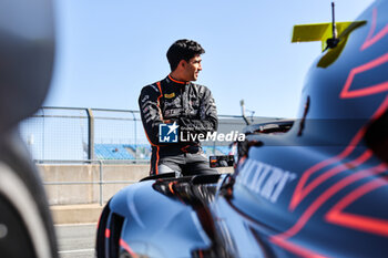 2023-07-07 - CORREA Juan Manuel (usa), Van Amersfoort Racing, Dallara F2, portrait during the 8th round of the 2023 FIA Formula 2 Championship from July 7 to 9, 2023 on the Silverstone Circuit, in Silverstone, United Kingdom - AUTO - FORMULA 2 2023 - SILVERSTONE - FORMULA 2 - MOTORS