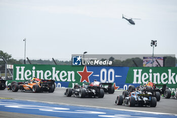 2023-07-09 - start, depart, during the 8th round of the 2023 FIA Formula 2 Championship from July 7 to 9, 2023 on the Silverstone Circuit, in Silverstone, United Kingdom - AUTO - FORMULA 2 2023 - SILVERSTONE - FORMULA 2 - MOTORS