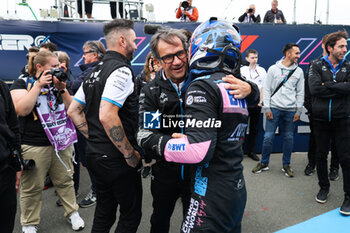 2023-07-09 - celebration MARTINS Victor (fra), ART Grand Prix, Dallara F2, portrait, first F2 win with BRIVIO Davide during the 8th round of the 2023 FIA Formula 2 Championship from July 7 to 9, 2023 on the Silverstone Circuit, in Silverstone, United Kingdom - AUTO - FORMULA 2 2023 - SILVERSTONE - FORMULA 2 - MOTORS