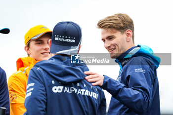 2023-08-27 - LAWSON Liam (nzl), Scuderia AlphaTauri AT04, SARGEANT Logan (usa), Williams Racing FW45, portrait during the 11th round of the 2023 FIA Formula 2 Championship from August 25 to 28, 2023 on the Zandvoort Circuit, in Zandvoort, Netherlands - AUTO - FORMULA 2 2023 - ZANDVOORT - FORMULA 2 - MOTORS