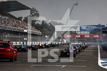2023-01-14 - Starting grid during the 2023 Hankook Mexico City E-Prix, 1st meeting of the 2022-23 ABB FIA Formula E World Championship, on the Autodromo Hermanos Rodriguez from January 12 to 14, in Mexico City, Mexico - AUTO - 2023 FORMULA E MEXICO CITY EPRIX - FORMULA E - MOTORS