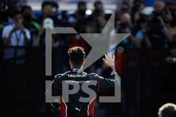 14/01/2023 - WEHRLEIN Pascal (ger), TAG HAUER Porsche Formula E Team, Porsche 99X Electric, portrait during the 2023 Mexico City ePrix, 1st meeting of the 2022-23 ABB FIA Formula E World Championship, on the Autodromo Hermanos Rodriguez from January 12 to 14, in Mexico City, Mexico - AUTO - 2023 FORMULA E MEXICO CITY EPRIX - FORMULA E - MOTORI