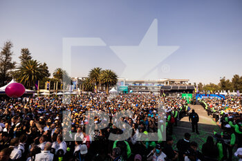 14/01/2023 - foule, crowd ambiance illustration podium during the 2023 Mexico City ePrix, 1st meeting of the 2022-23 ABB FIA Formula E World Championship, on the Autodromo Hermanos Rodriguez from January 12 to 14, in Mexico City, Mexico - AUTO - 2023 FORMULA E MEXICO CITY EPRIX - FORMULA E - MOTORI