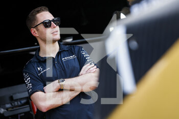 2023-02-09 - VANDOORNE Stoffel (bel), DS Penske Formula E Team, Spark-DS, DS E-Tense FE23, portrait during the 2023 Hyderabad ePrix, 3rd meeting of the 2022-23 ABB FIA Formula E World Championship, on the Hyderabad Street Circuit from February 9 to 11, in Hyderabad, India - AUTO - 2022 FORMULA E HYDERABAD EPRIX - FORMULA E - MOTORS