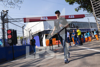 2023-02-10 - BUEMI Sébastien (swi), Envision Racing, Spark-Jaguar, Jaguar I - Time 6, portrait at the trackwalk during the 2023 Hyderabad ePrix, 3rd meeting of the 2022-23 ABB FIA Formula E World Championship, on the Hyderabad Street Circuit from February 9 to 11, in Hyderabad, India - AUTO - 2022 FORMULA E HYDERABAD EPRIX - FORMULA E - MOTORS
