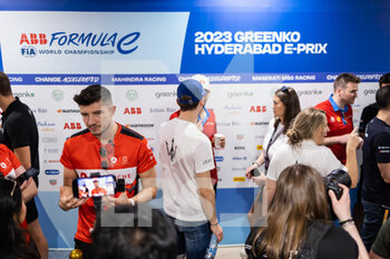 2023-02-10 - DENNIS Jake (gbr), Avalanche Andretti Formula E, Spark-Porsche, Porsche 99X Electric, portrait during the 2023 Hyderabad ePrix, 3rd meeting of the 2022-23 ABB FIA Formula E World Championship, on the Hyderabad Street Circuit from February 9 to 11, in Hyderabad, India - AUTO - 2022 FORMULA E HYDERABAD EPRIX - FORMULA E - MOTORS