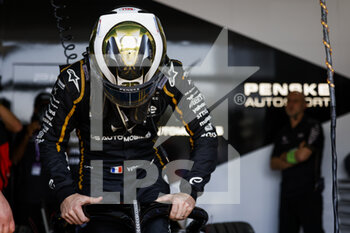 2023-02-10 - VERGNE Jean-Eric (fra), DS Penske Formula E Team, Spark-DS, DS E-Tense FE23, portrait during the 2023 Hyderabad ePrix, 3rd meeting of the 2022-23 ABB FIA Formula E World Championship, on the Hyderabad Street Circuit from February 9 to 11, in Hyderabad, India - AUTO - 2022 FORMULA E HYDERABAD EPRIX - FORMULA E - MOTORS