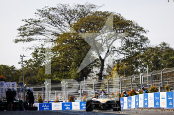 2023-02-10 - 05 HUGHES Jake (gbr), Neom McLaren Formula E Team, Spark-Nissan, Nissan e-4ORCE 04, action during the 2023 Hyderabad ePrix, 3rd meeting of the 2022-23 ABB FIA Formula E World Championship, on the Hyderabad Street Circuit from February 9 to 11, in Hyderabad, India - AUTO - 2022 FORMULA E HYDERABAD EPRIX - FORMULA E - MOTORS