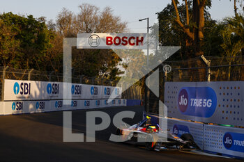 2023-02-10 - 08 ROWLAND Oliver (gbr), Mahindra Racing, Spark-Mahindra, Mahindra M9-Electro, action during the 2023 Hyderabad ePrix, 3rd meeting of the 2022-23 ABB FIA Formula E World Championship, on the Hyderabad Street Circuit from February 9 to 11, in Hyderabad, India - AUTO - 2022 FORMULA E HYDERABAD EPRIX - FORMULA E - MOTORS
