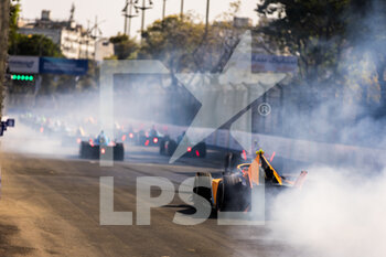 2023-02-11 - 05 HUGHES Jake (gbr), Neom McLaren Formula E Team, Spark-Nissan, Nissan e-4ORCE 04, action during the 2023 Hyderabad ePrix, 3rd meeting of the 2022-23 ABB FIA Formula E World Championship, on the Hyderabad Street Circuit from February 9 to 11, in Hyderabad, India - AUTO - 2022 FORMULA E HYDERABAD EPRIX - FORMULA E - MOTORS