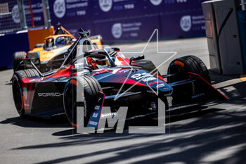 2023-02-24 - 94 WEHRLEIN Pascal (ger), TAG HAUER Porsche Formula E Team, Porsche 99X Electric, action during the 2023 Cape Town ePrix, 4th meeting of the 2022-23 ABB FIA Formula E World Championship, on the Cape Town Street Circuit from February 23 to 25, in Cape Town, South Africa - AUTO - 2023 FORMULA E CAPE TOWN EPRIX - FORMULA E - MOTORS