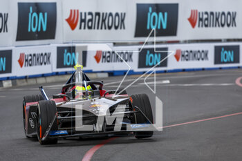 2023-02-25 - 08 ROWLAND Oliver (gbr), Mahindra Racing, Spark-Mahindra, Mahindra M9-Electro, action during the 2023 Cape Town ePrix, 4th meeting of the 2022-23 ABB FIA Formula E World Championship, on the Cape Town Street Circuit from February 23 to 25, in Cape Town, South Africa - AUTO - 2023 FORMULA E CAPE TOWN EPRIX - FORMULA E - MOTORS