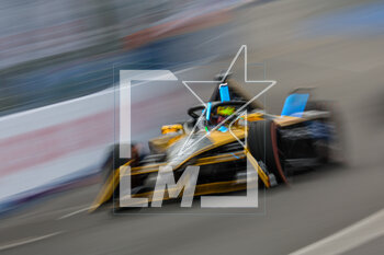 2023-02-25 - 01 VANDOORNE Stoffel (bel), DS Penske Formula E Team, Spark-DS, DS E-Tense FE23, action during the 2023 Cape Town ePrix, 4th meeting of the 2022-23 ABB FIA Formula E World Championship, on the Cap Town Street Circuit from February 23 to 25, in Cape Town, South Africa - AUTO - 2023 FORMULA E CAPE TOWN EPRIX - FORMULA E - MOTORS