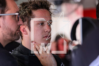 2023-02-25 - FENESTRAZ Sacha (fra), Nissan Formula E Team, Spark-Nissan, Nissan e-4ORCE 04, portrait during the 2023 Cape Town ePrix, 4th meeting of the 2022-23 ABB FIA Formula E World Championship, on the Cap Town Street Circuit from February 23 to 25, in Cape Town, South Africa - AUTO - 2023 FORMULA E CAPE TOWN EPRIX - FORMULA E - MOTORS