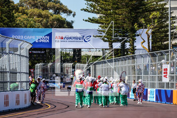 2023-02-25 - Orchestre, ambiance during the 2023 Cape Town ePrix, 4th meeting of the 2022-23 ABB FIA Formula E World Championship, on the Cap Town Street Circuit from February 23 to 25, in Cape Town, South Africa - AUTO - 2023 FORMULA E CAPE TOWN EPRIX - FORMULA E - MOTORS