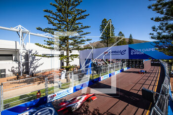 2023-02-25 - 23 FENESTRAZ Sacha (fra), Nissan Formula E Team, Spark-Nissan, Nissan e-4ORCE 04, action 07 GUNTHER Maximilian (ger), Maserati MSG Racing, Spark-Venturi, action during the 2023 Cape Town ePrix, 4th meeting of the 2022-23 ABB FIA Formula E World Championship, on the Cape Town Street Circuit from February 23 to 25, in Cape Town, South Africa - AUTO - 2023 FORMULA E CAPE TOWN EPRIX - FORMULA E - MOTORS