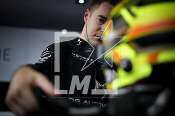2023-03-24 - VANDOORNE Stoffel (bel), DS Penske Formula E Team, Spark-DS, DS E-Tense FE23, portrait during the 2023 Sao Paulo ePrix, 5th meeting of the 2022-23 ABB FIA Formula E World Championship, on the Sao Paulo Street Circuit from March 23 to 25, 2023 in Sao Paulo, Brazil - AUTO - 2023 FORMULA E SAO PAULO EPRIX - FORMULA E - MOTORS