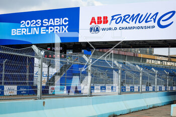 2023-04-20 - Illustration logo ABB Formula E during the 2023 Berlin ePrix, 6th meeting of the 2022-23 ABB FIA Formula E World Championship, on the Tempelhof Airport Street Circuit from April 21 to 23, 2023 in Berlin, Germany - AUTO - 2023 FORMULA E BERLIN EPRIX - FORMULA E - MOTORS