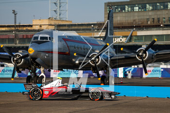 2023-04-22 - 13 DA COSTA Antonio Felix (prt), TAG HAUER Porsche Formula E Team, Porsche 99X Electric, action during the 2023 Berlin ePrix, 6th meeting of the 2022-23 ABB FIA Formula E World Championship, on the Tempelhof Airport Street Circuit from April 21 to 23, 2023 in Berlin, Germany - AUTO - 2023 FORMULA E BERLIN EPRIX - FORMULA E - MOTORS