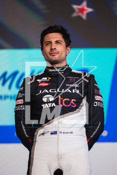 2023-04-22 - EVANS Mitch (nzl), Jaguar TCS Racing, Spark-Jaguar, Jaguar I - Time 6, portrait podium during the 2023 Berlin ePrix, 6th meeting of the 2022-23 ABB FIA Formula E World Championship, on the Tempelhof Airport Street Circuit from April 21 to 23, 2023 in Berlin, Germany - AUTO - 2023 FORMULA E BERLIN EPRIX - FORMULA E - MOTORS