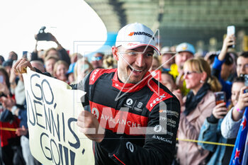 2023-04-23 - DENNIS Jake (gbr), Avalanche Andretti Formula E, Spark-Porsche, Porsche 99X Electric, portrait during the 2023 Berlin ePrix, 6th meeting of the 2022-23 ABB FIA Formula E World Championship, on the Tempelhof Airport Street Circuit from April 21 to 23, 2023 in Berlin, Germany - AUTO - 2023 FORMULA E BERLIN EPRIX - FORMULA E - MOTORS