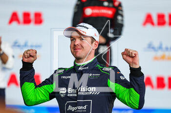2023-04-23 - CASSIDY Nick (nzl), Envision Racing, Spark-Jaguar, Jaguar I - Time 6, portrait podium during the 2023 Berlin ePrix, 6th meeting of the 2022-23 ABB FIA Formula E World Championship, on the Tempelhof Airport Street Circuit from April 21 to 23, 2023 in Berlin, Germany - AUTO - 2023 FORMULA E BERLIN EPRIX - FORMULA E - MOTORS