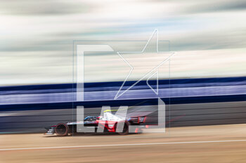 2023-04-24 - 13 YIFEI Ye (chn), TAG HAUER Porsche Formula E Team, Porsche 99X Electric, action during the 2023 Rookie Test of the 2022-23 ABB FIA Formula E World Championship, on the Tempelhof Airport Street Circuit on April 24, 2023 in Berlin, Germany - AUTO - 2023 FORMULA E ROOKIE TEST - BERLIN - FORMULA E - MOTORS