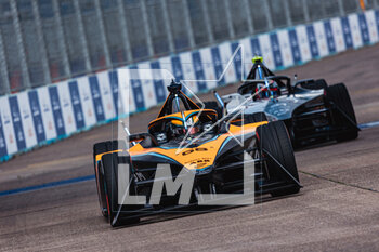2023-04-24 - 58 EASTWOOD Charlie (ire), Neom McLaren Formula E Team, Spark-Nissan, Nissan e-4ORCE 04, action during the 2023 Rookie Test of the 2022-23 ABB FIA Formula E World Championship, on the Tempelhof Airport Street Circuit on April 24, 2023 in Berlin, Germany - AUTO - 2023 FORMULA E ROOKIE TEST - BERLIN - FORMULA E - MOTORS