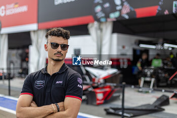 2023-06-01 - WEHRLEIN Pascal (ger), TAG HAUER Porsche Formula E Team, Porsche 99X Electric, portrait during the 2023 Jakarta ePrix, 8th meeting of the 2022-23 ABB FIA Formula E World Championship, on the Jakarta International e-Prix Circuit from June 2 to 3, 2023 in Jakarta, Indonesia - AUTO - 2023 FORMULA E JAKARTA EPRIX - FORMULA E - MOTORS