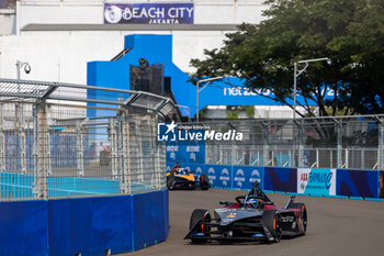 2023-06-03 - 11 DI GRASSI Lucas (bra), Mahindra Racing, Spark-Mahindra, Mahindra M9-Electro, action Hankook tyres tires during the 2023 Jakarta ePrix, 8th meeting of the 2022-23 ABB FIA Formula E World Championship, on the Jakarta International e-Prix Circuit from June 2 to 3, 2023 in Jakarta, Indonesia - AUTO - 2023 FORMULA E JAKARTA EPRIX - FORMULA E - MOTORS