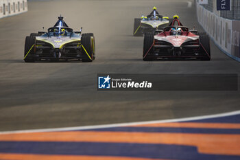 2023-06-04 - 36 BECKMANN David (ger), Avalanche Andretti Formula E, Spark-Porsche, Porsche 99X Electric, 51 MULLER Nico (swi), Team ABT, Spark-Mahindra, Mahindra M9-Electro, action during the 2023 Jakarta ePrix, 8th meeting of the 2022-23 ABB FIA Formula E World Championship, on the Jakarta International e-Prix Circuit from June 2 to 3, 2023 in Jakarta, Indonesia - AUTO - 2023 FORMULA E JAKARTA EPRIX - FORMULA E - MOTORS
