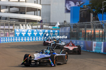2023-06-04 - 07 GUNTHER Maximilian (ger), Maserati MSG Racing, Spark-Venturi, action 27 DENNIS Jake (gbr), Avalanche Andretti Formula E, Spark-Porsche, Porsche 99X Electric, action, Hankook tires tyres, during the 2023 Jakarta ePrix, 8th meeting of the 2022-23 ABB FIA Formula E World Championship, on the Jakarta International e-Prix Circuit from June 2 to 3, 2023 in Jakarta, Indonesia - AUTO - 2023 FORMULA E JAKARTA EPRIX - FORMULA E - MOTORS