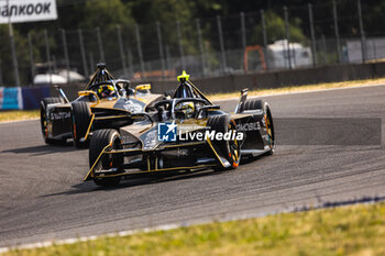 2023-06-24 - 25 VERGNE Jean-Eric (fra), DS Penske Formula E Team, Spark-DS, DS E-Tense FE23, action 01 VANDOORNE Stoffel (bel), DS Penske Formula E Team, Spark-DS, DS E-Tense FE23, action during the 2023 Southwire Portland ePrix, 9th meeting of the 2022-23 ABB FIA Formula E World Championship, on the Portland International Raceway from June 22 to 24, 2023 in Portland, United States of America - AUTO - 2023 FORMULA E PORTLAND EPRIX - FORMULA E - MOTORS