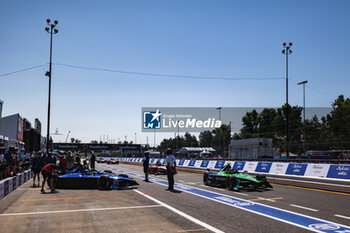 2023-06-24 - 37 CASSIDY Nick (nzl), Envision Racing, Spark-Jaguar, Jaguar I - Time 6, action pitlane during the 2023 Southwire Portland ePrix, 9th meeting of the 2022-23 ABB FIA Formula E World Championship, on the Portland International Raceway from June 22 to 24, 2023 in Portland, United States of America - AUTO - 2023 FORMULA E PORTLAND EPRIX - FORMULA E - MOTORS