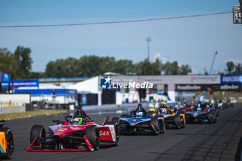 2023-06-25 - 23 FENESTRAZ Sacha (fra), Nissan Formula E Team, Spark-Nissan, Nissan e-4ORCE 04, action accident, sortie de piste, crash during the 2023 Southwire Portland ePrix, 9th meeting of the 2022-23 ABB FIA Formula E World Championship, on the Portland International Raceway from June 22 to 24, 2023 in Portland, United States of America - AUTO - 2023 FORMULA E PORTLAND EPRIX - FORMULA E - MOTORS
